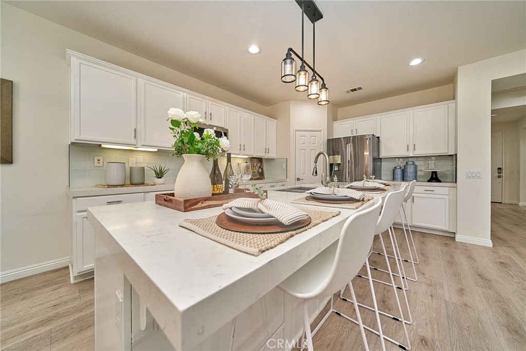 1361 Starbuck Property Photo 15