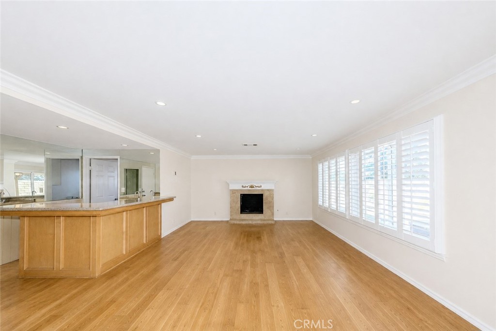 160 N Eucalyptus Property Photo 8