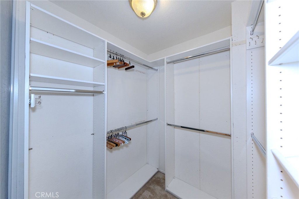 160 N Eucalyptus Property Photo 24