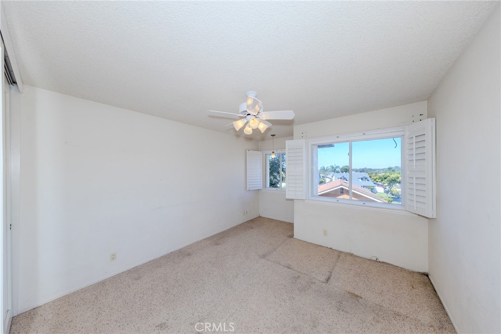 160 N Eucalyptus Property Photo 28