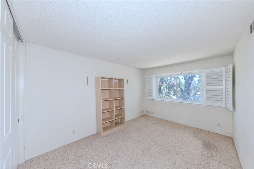 160 N Eucalyptus Property Photo 29
