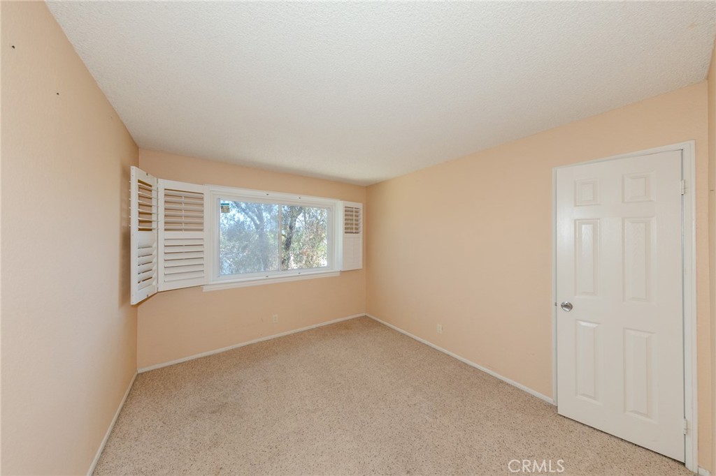 160 N Eucalyptus Property Photo 32