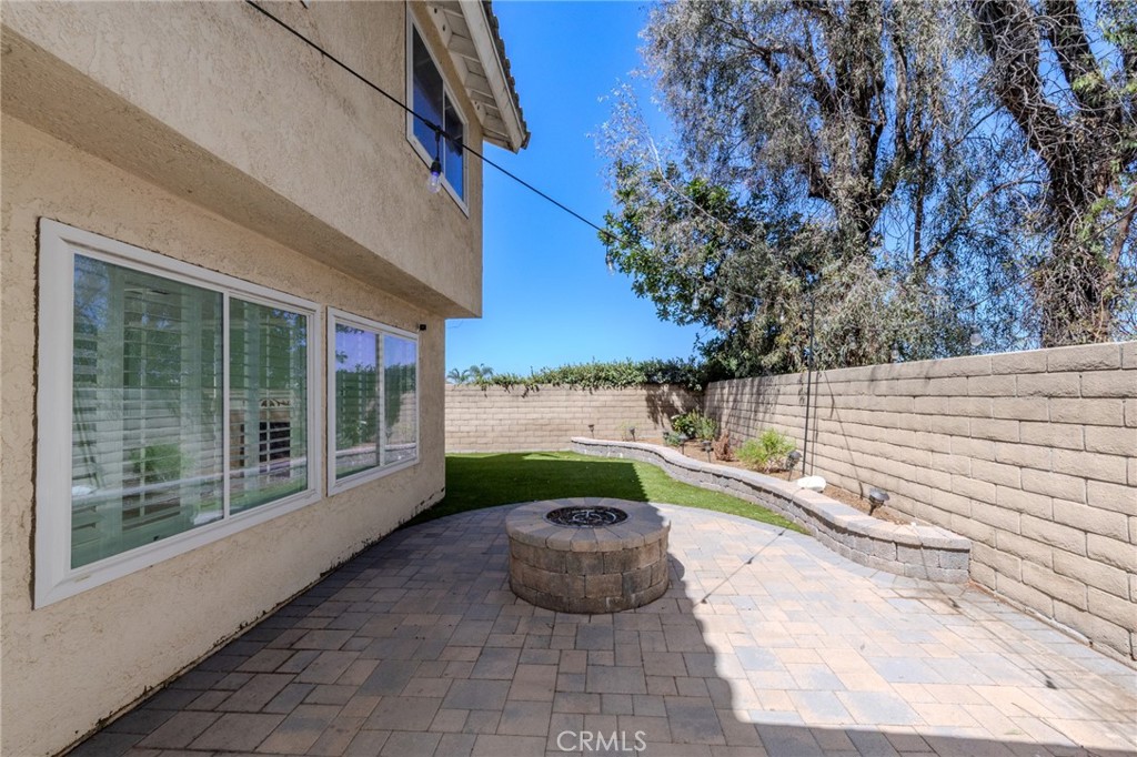 160 N Eucalyptus Property Photo 37