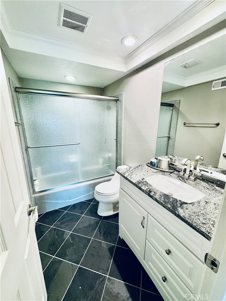 7895 Shell Property Photo 12