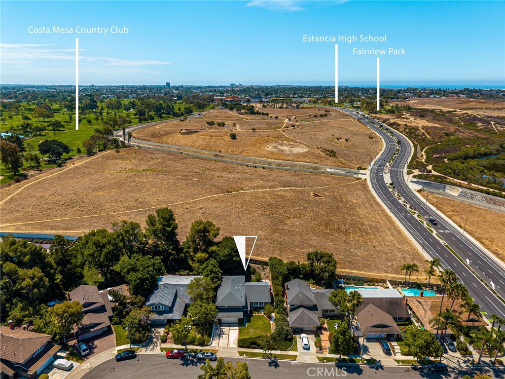 1877 Swan Circle Property Photo 6