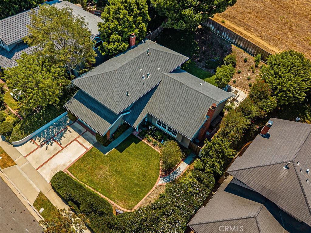 1877 Swan Circle Property Photo 34