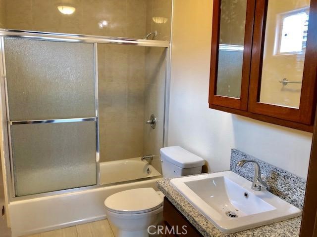 3534 W 67th Street Property Photo 8