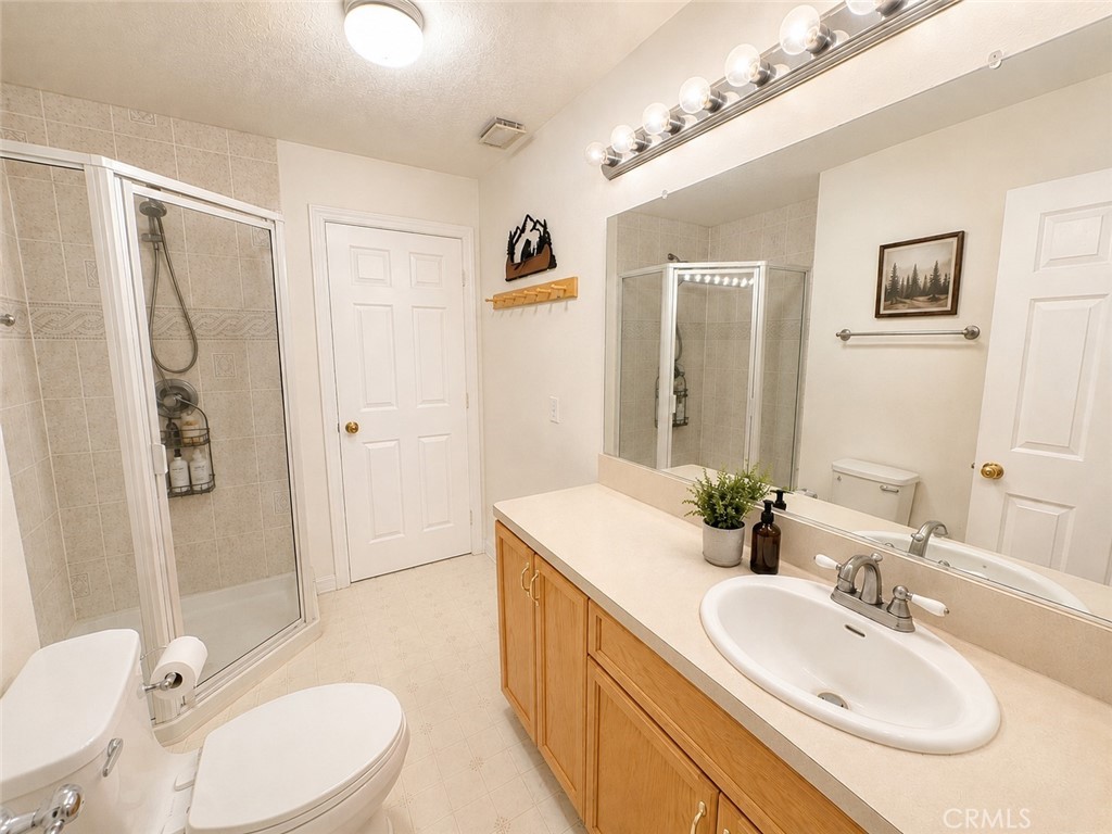 39893 Forest Road Property Photo 9