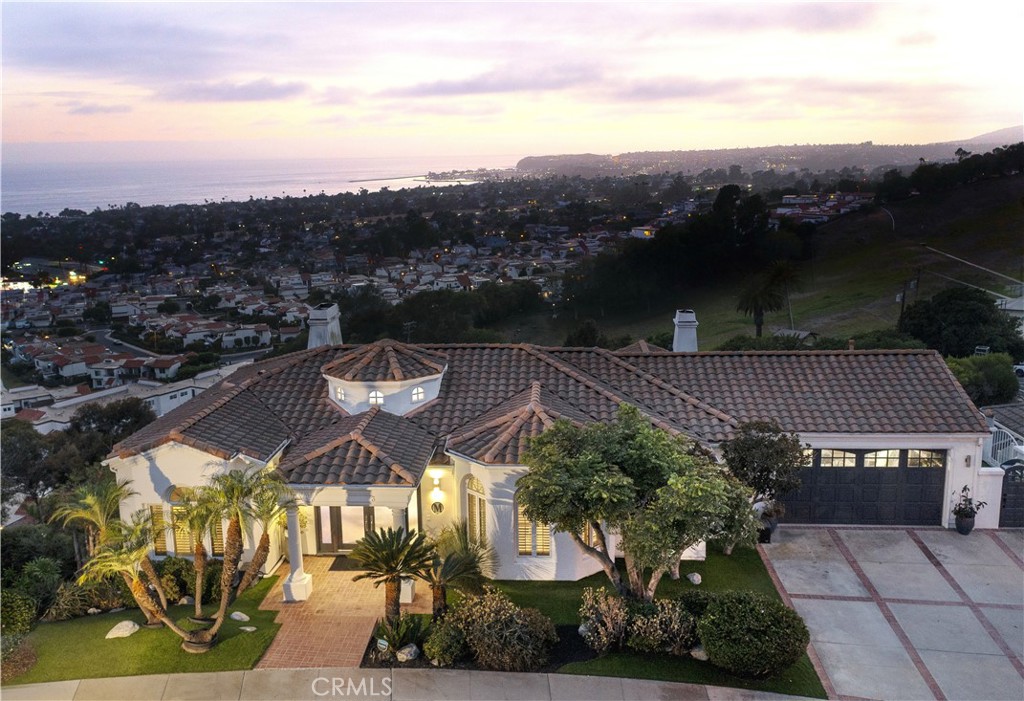 3 Via Pasa Property Photo 1