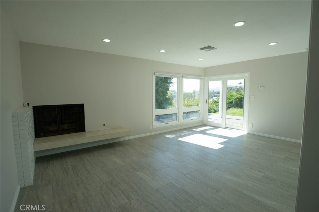 14001 Summit Property Photo 8