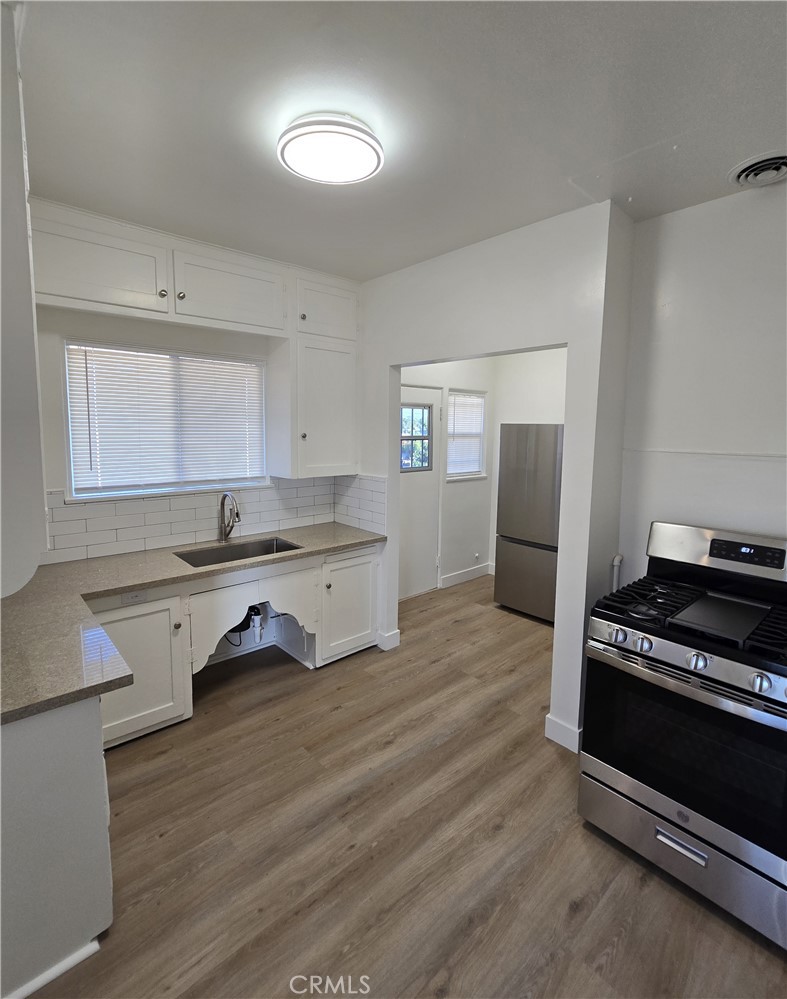5740 California Property Photo 9