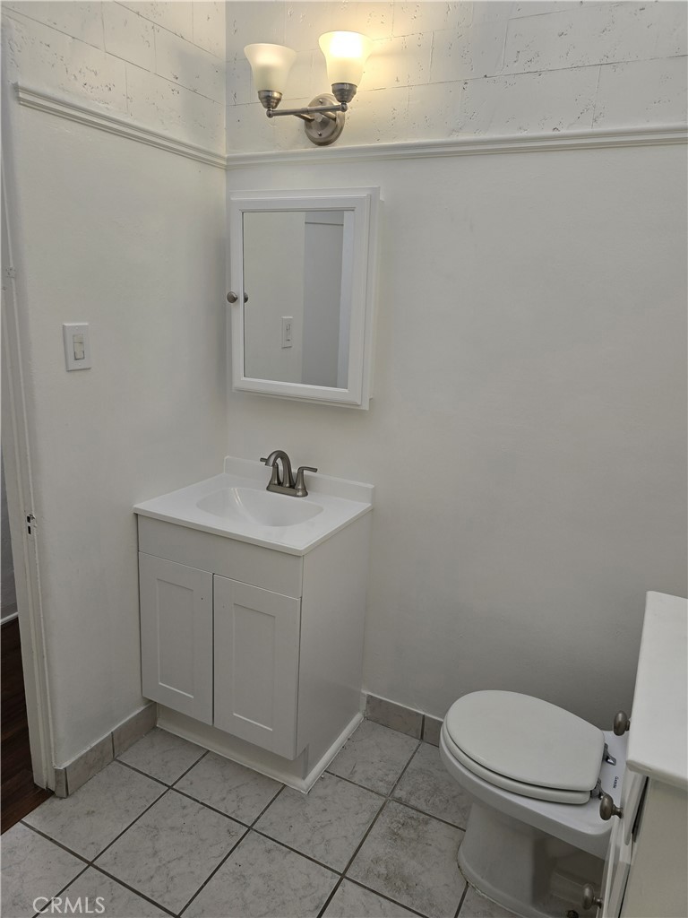 5740 California Property Photo 14