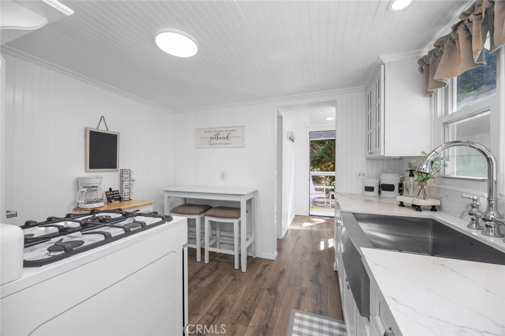 1177 Bear Springs Road Property Photo 12