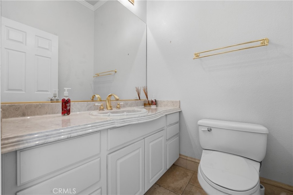 685 Bradbury Property Photo 31