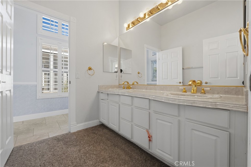 685 Bradbury Property Photo 36