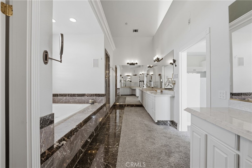 685 Bradbury Property Photo 48
