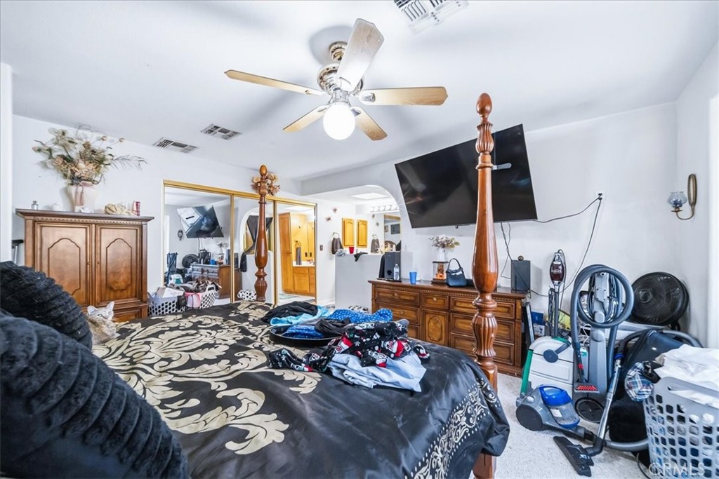 1348 Redwood Property Photo 20