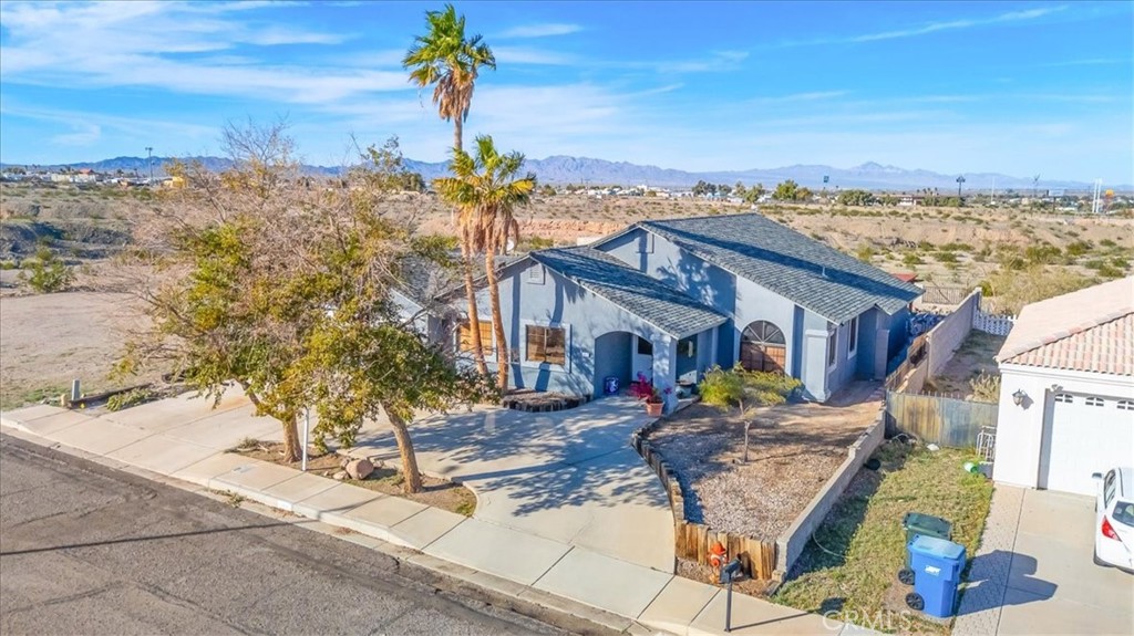 1348 Redwood Property Photo 41