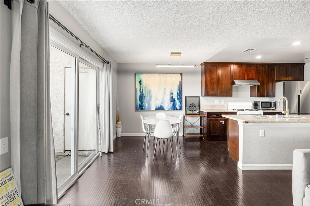 4585 Gold Rush Court Property Photo 11