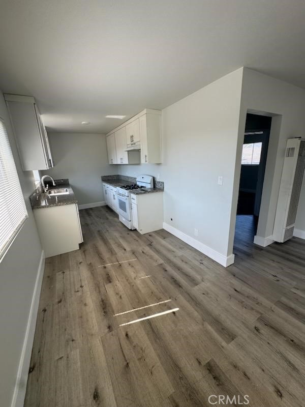 600 N Rose Avenue B Property Photo 3