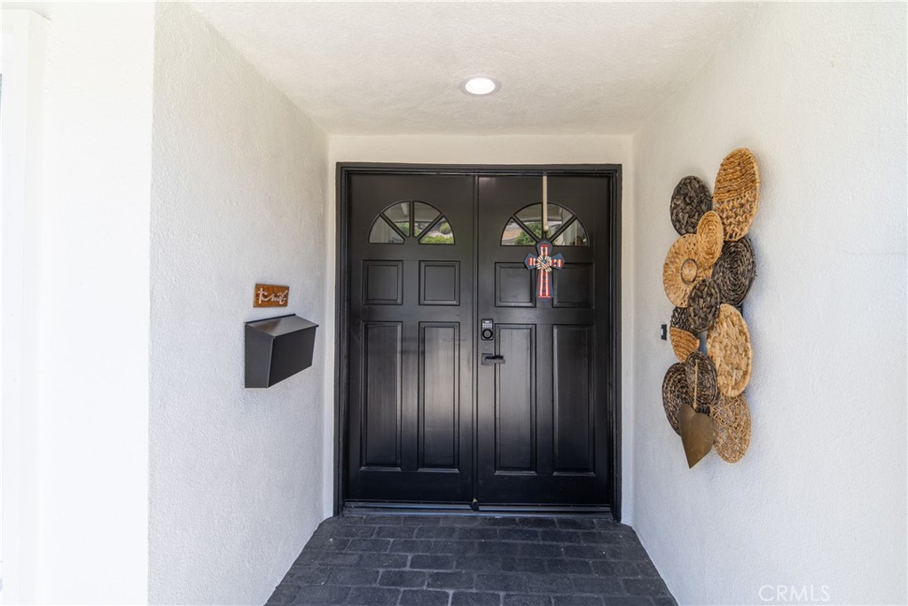 29181 Via San Sebastian Property Photo 4