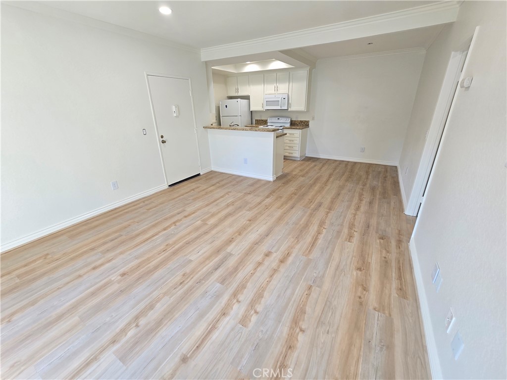 20702 El Toro Property Photo 6