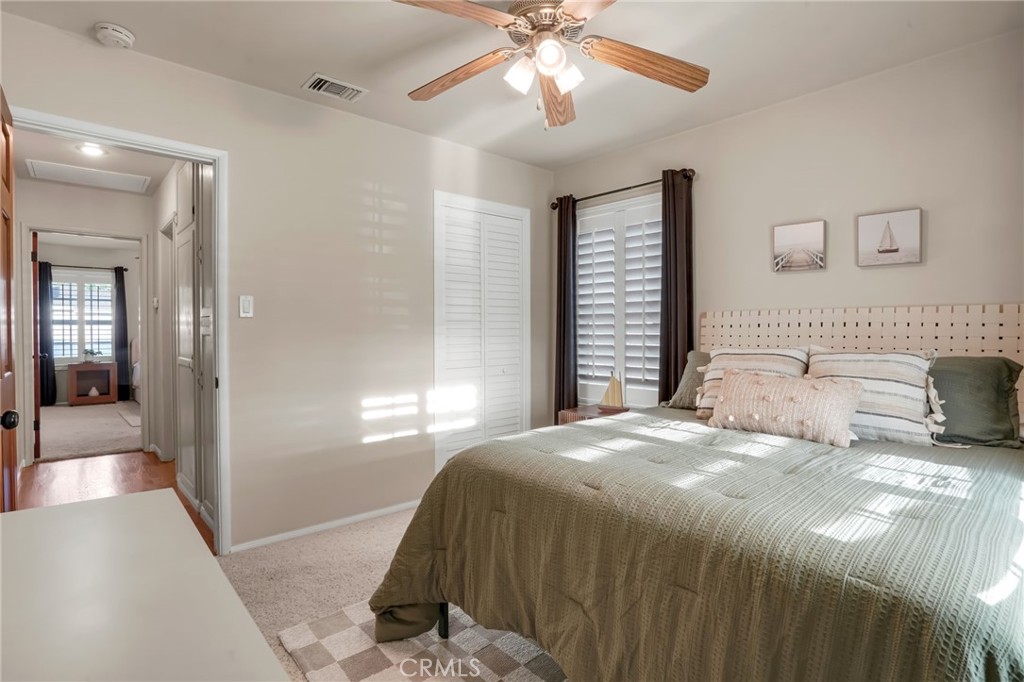 4852 Coldbrook Property Photo 9