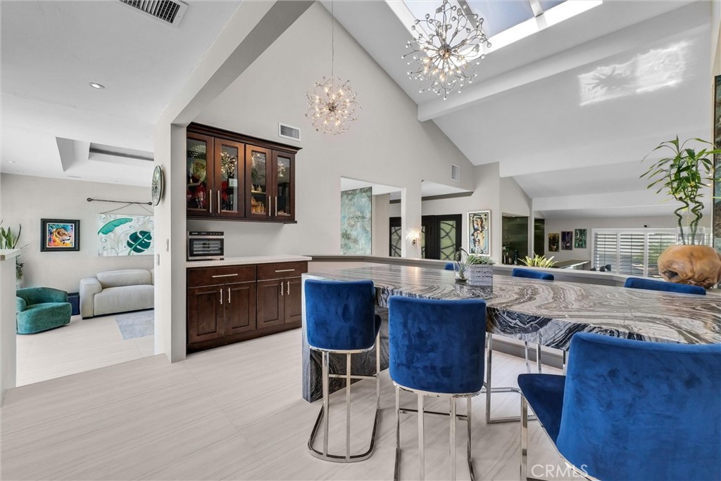 375 S Via Montanera Property Photo 9