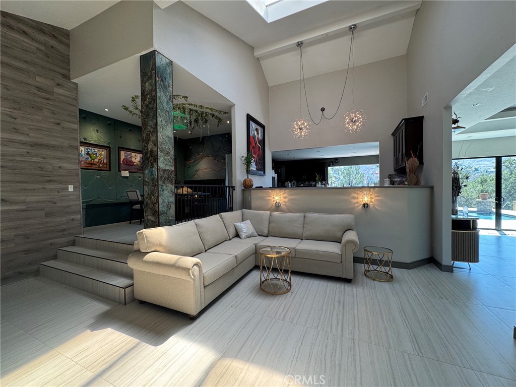 375 S Via Montanera Property Photo 17