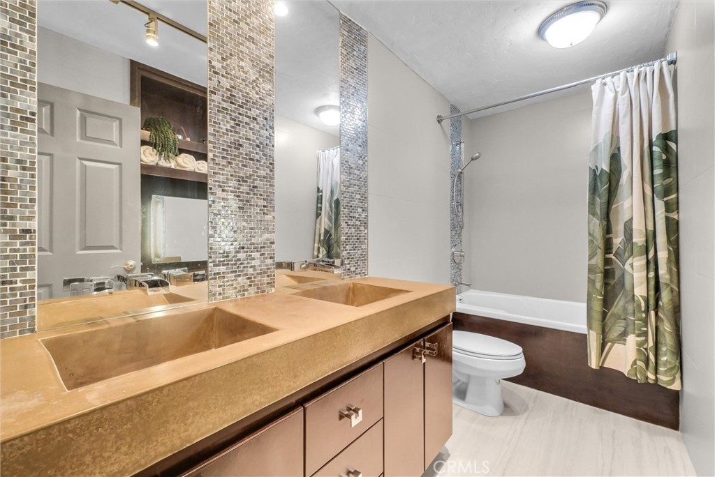 375 S Via Montanera Property Photo 40