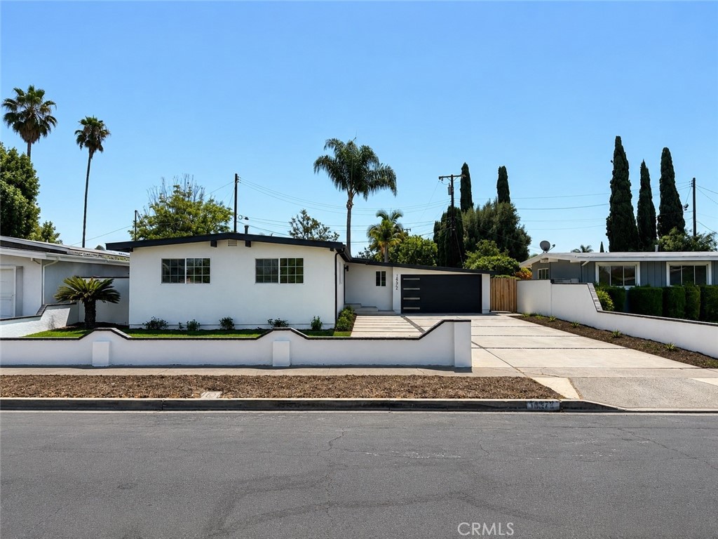 14372 Livingston Property Photo