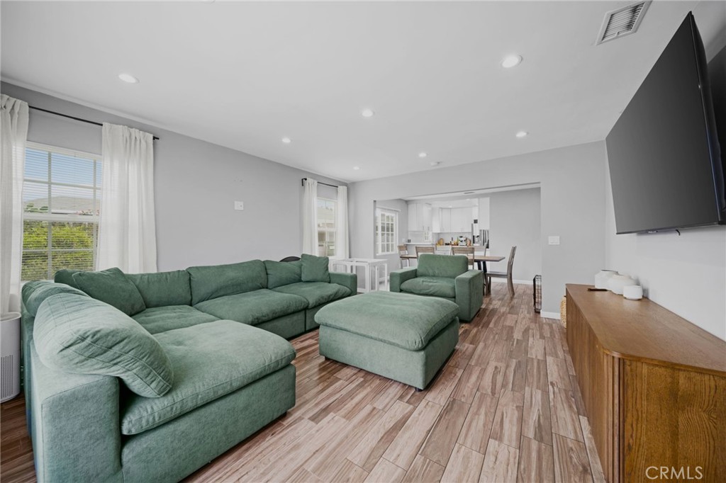 6522 Hereford Property Photo 7