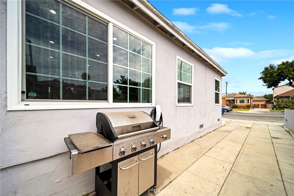 6522 Hereford Property Photo 29