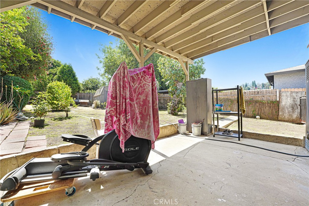 926 N Avenue 49 Property Photo 15