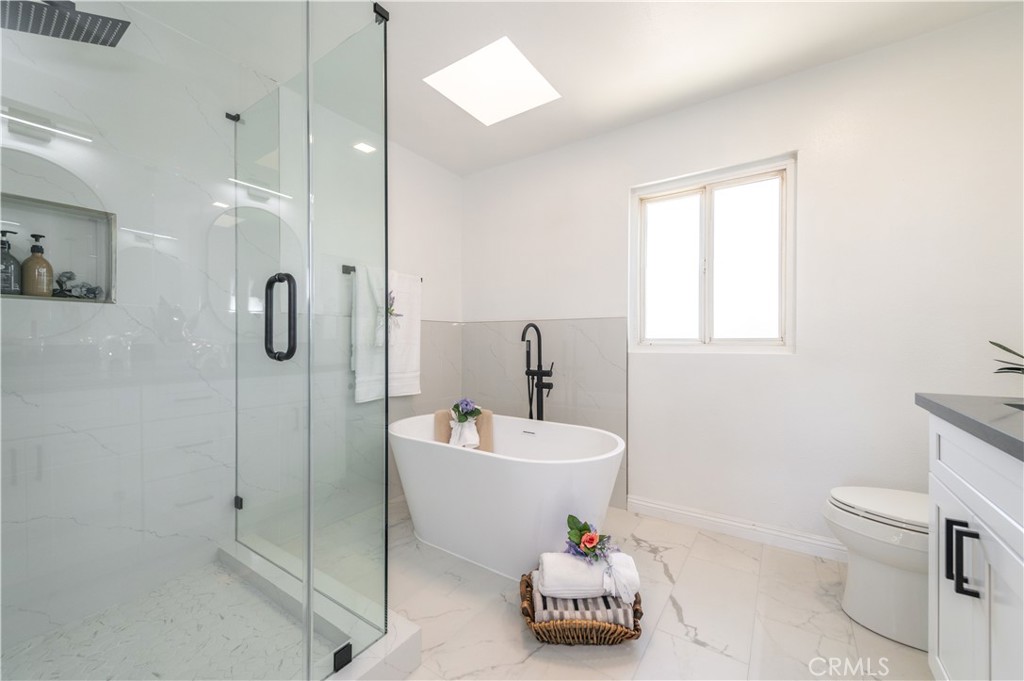 1334 S Glendora Avenue Property Photo