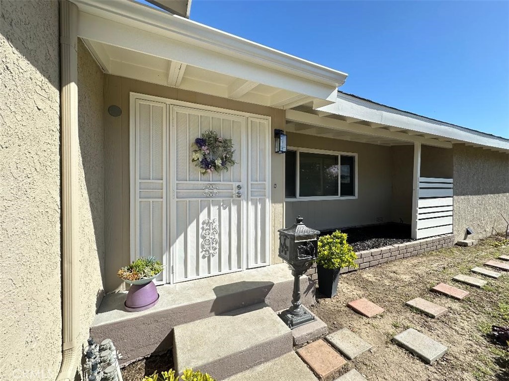 1334 S Glendora Avenue Property Photo 4