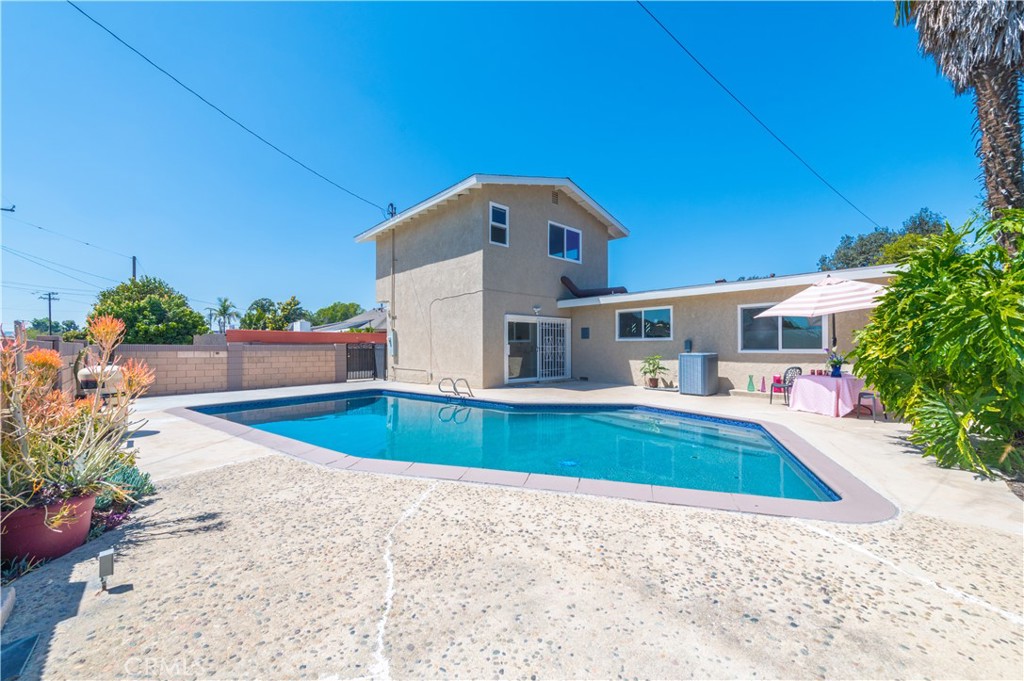 1334 S Glendora Avenue Property Photo 30