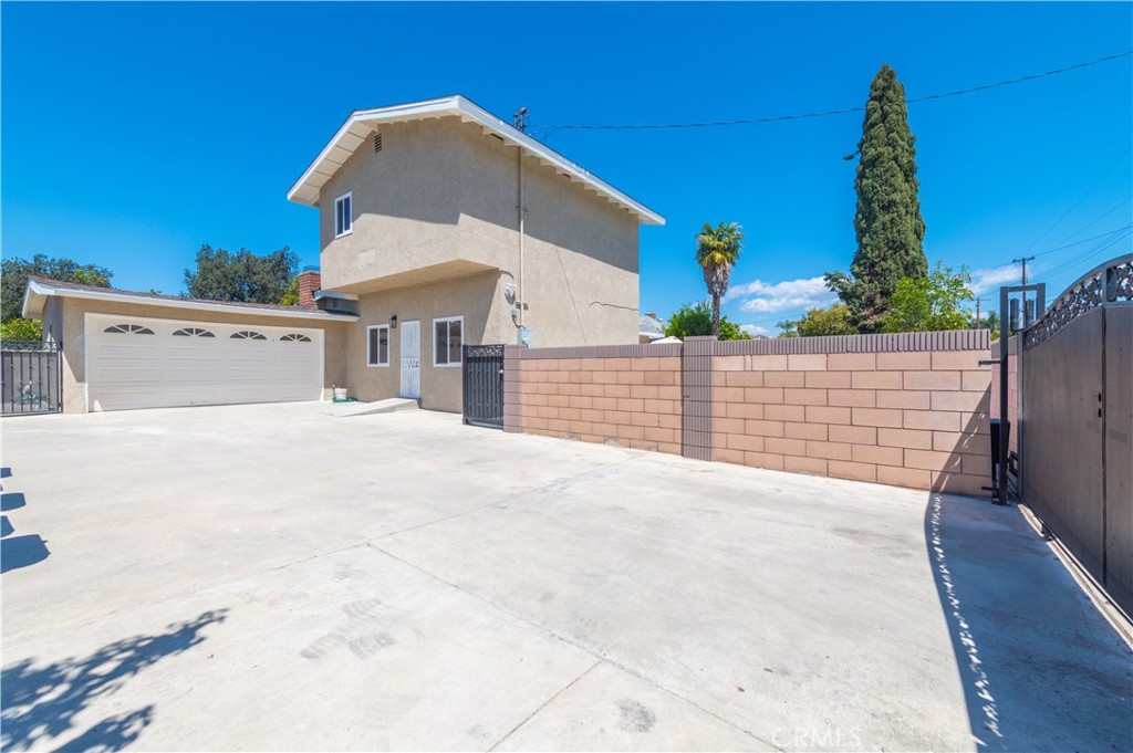 1334 S Glendora Avenue Property Photo 33
