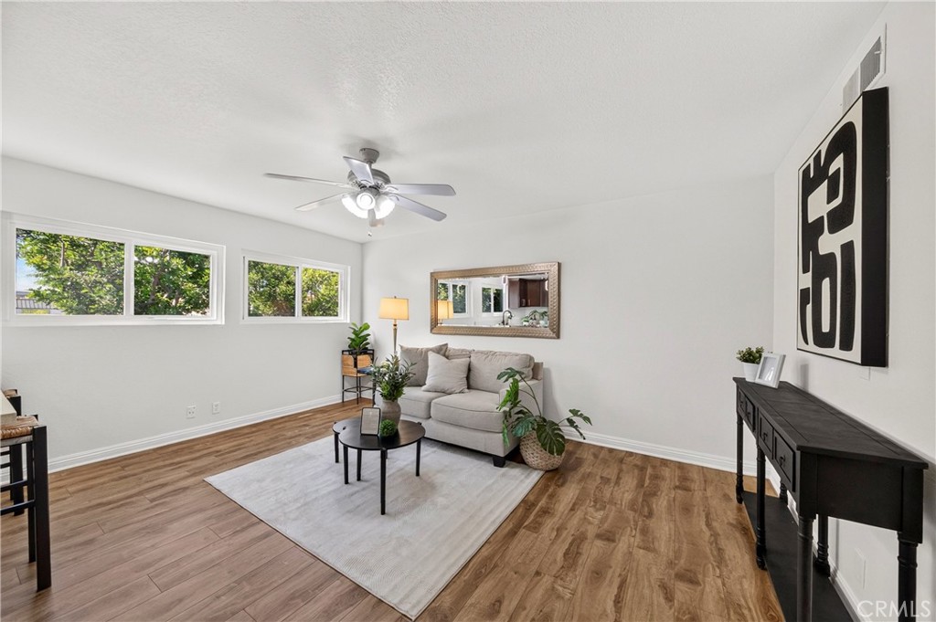 6273 Lincoln Property Photo 16