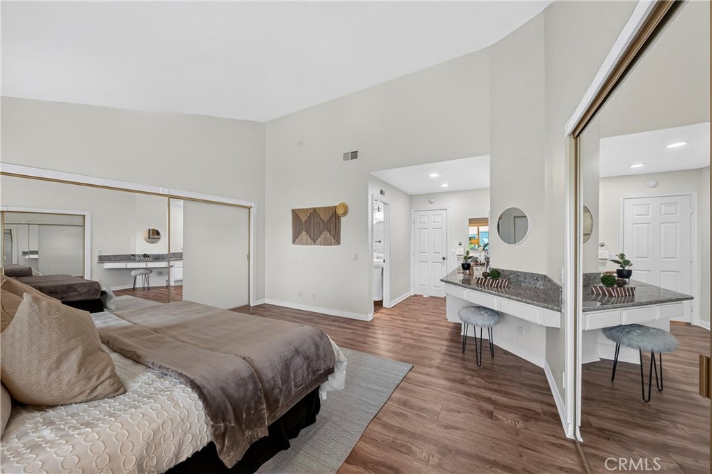 6273 Lincoln Property Photo 34