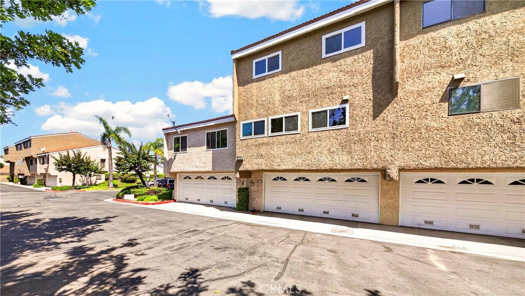 6273 Lincoln Property Photo 44