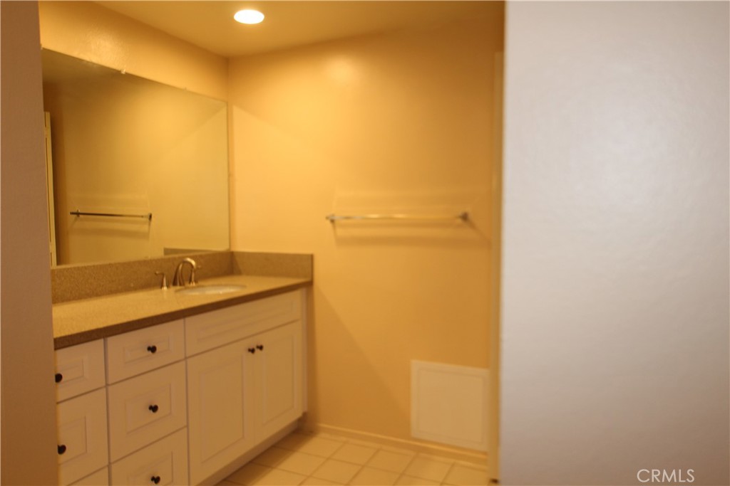 1137 Rosecrans Property Photo 13