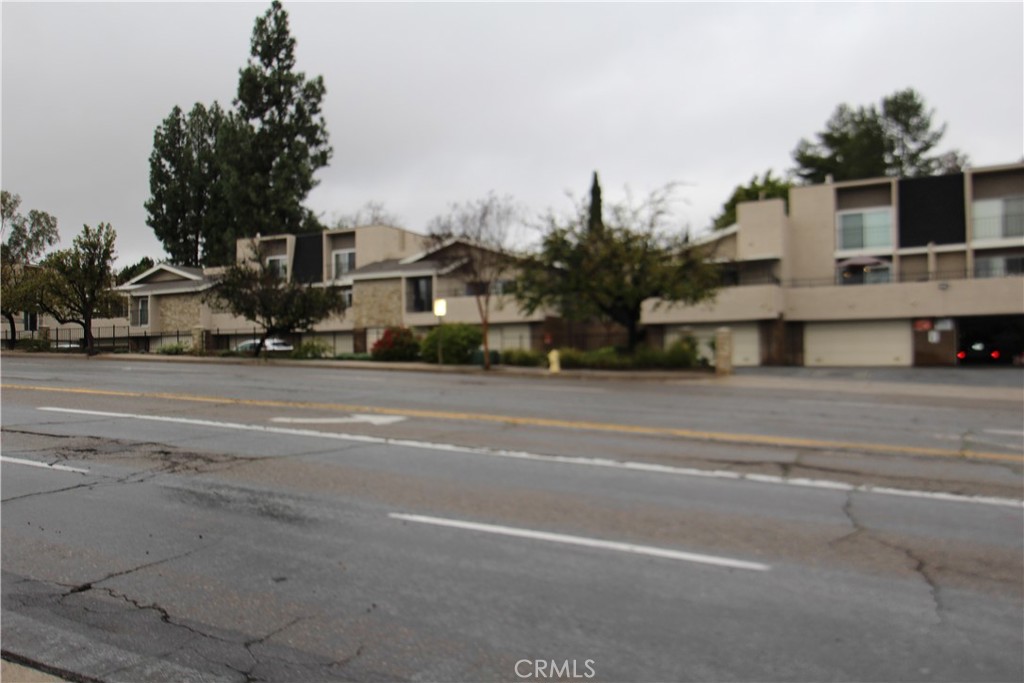 1137 Rosecrans Property Photo 18