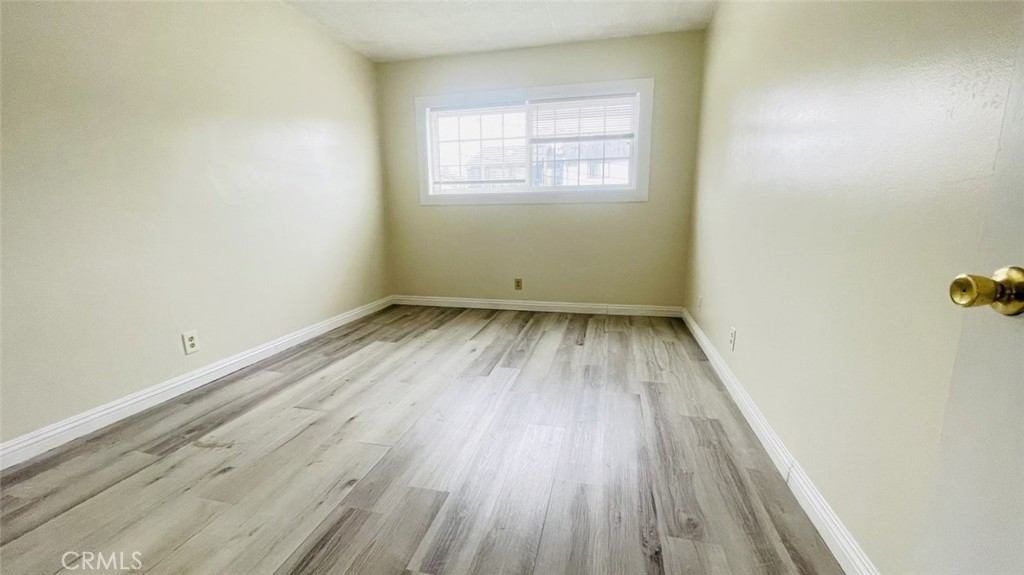 1083 Gaviota Avenue Property Photo 17