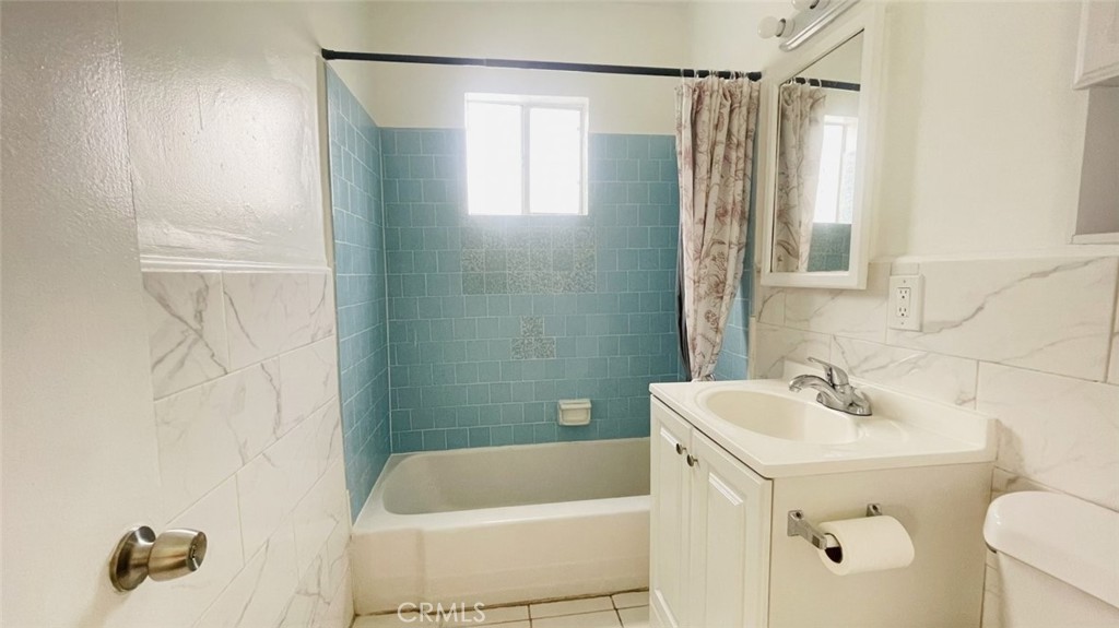 1083 Gaviota Avenue Property Photo 23
