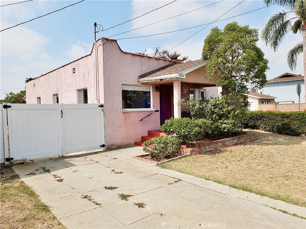 1628 W 169th Property Photo 1