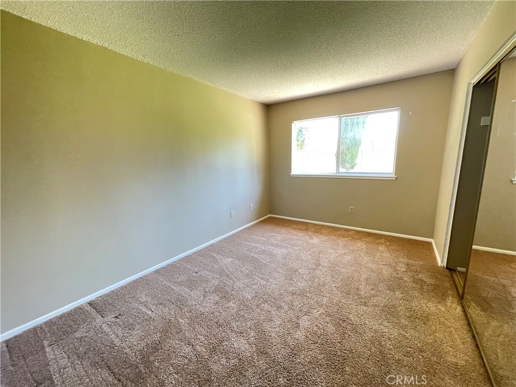1136 Yosemite Property Photo 15