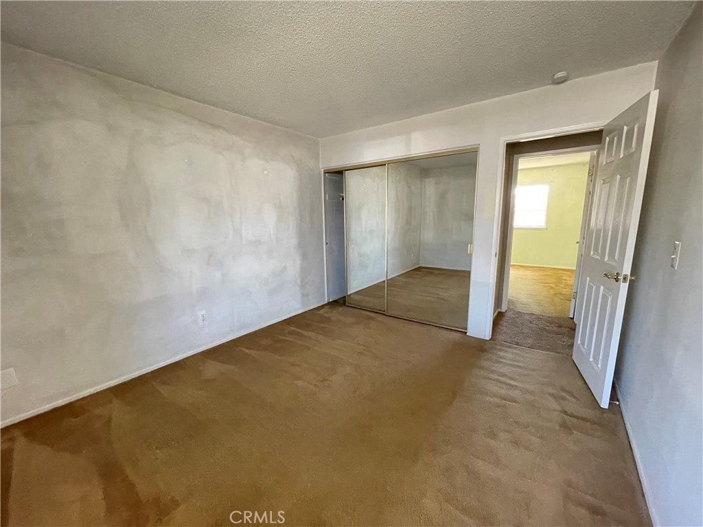 1136 Yosemite Property Photo 17