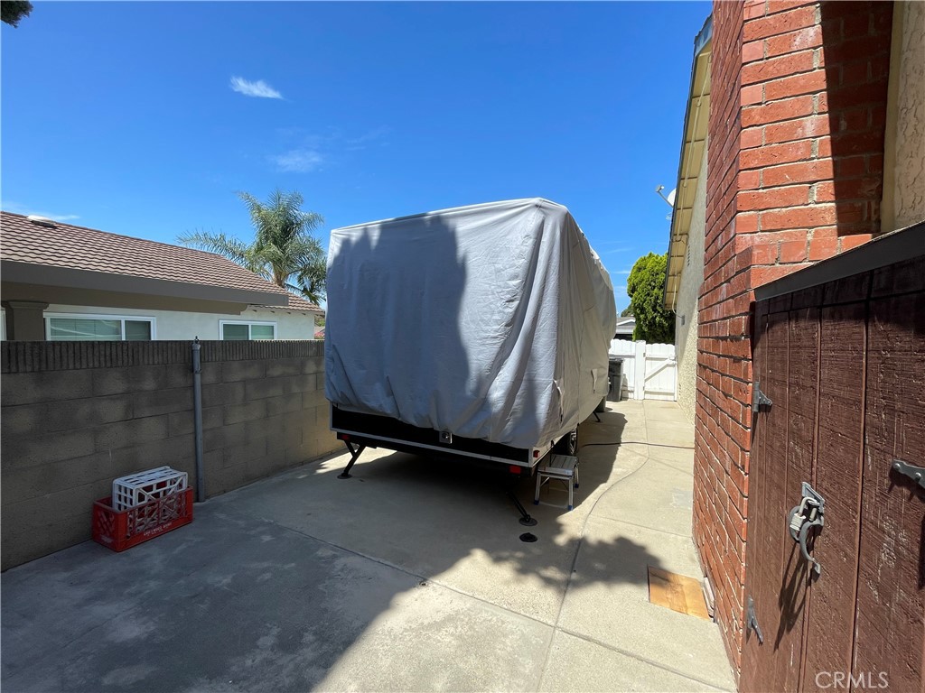 1136 Yosemite Property Photo 28