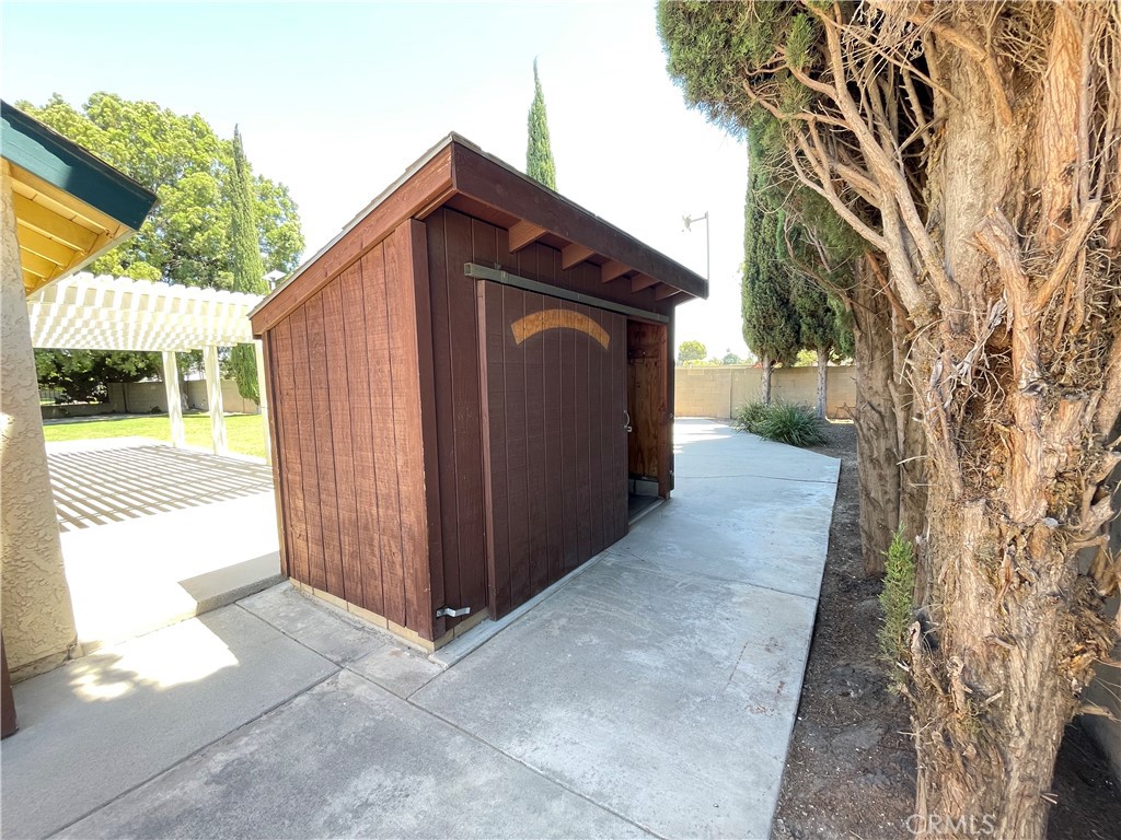 1136 Yosemite Property Photo 34